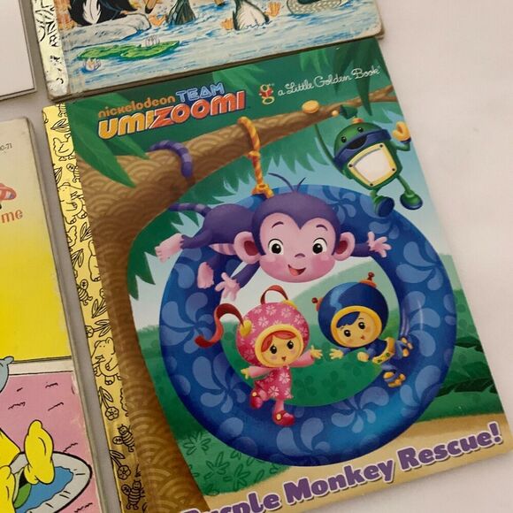 lot of 5 Vtg little golden Books:the fuzzy ducklyn, a day at the seashore, Bambi - Picture 6 of 12